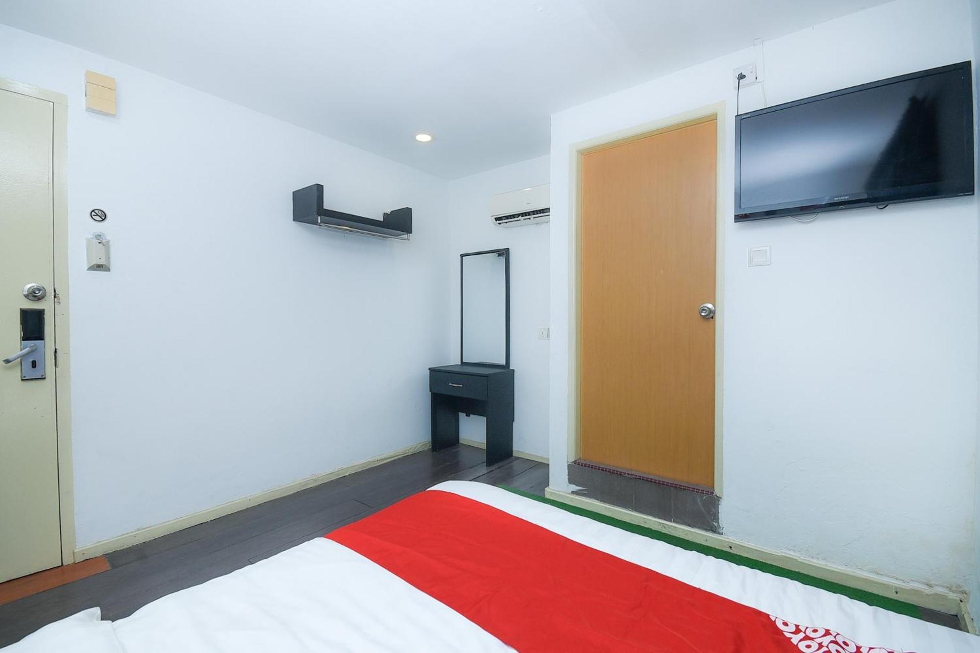Oyo 90820 River Inn Мири Экстерьер фото