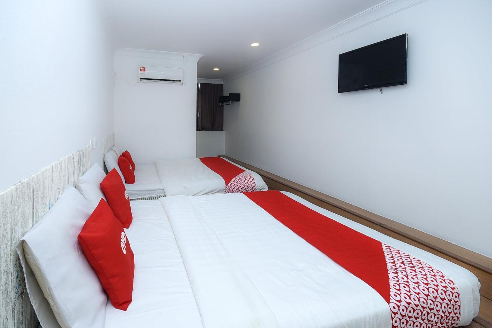 Oyo 90820 River Inn Мири Экстерьер фото